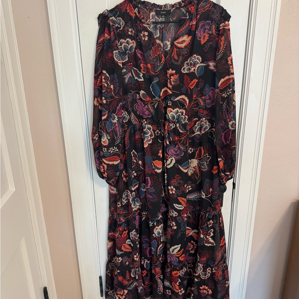 Black and Red Maxi Dress with V-neck Bishop Sleeves